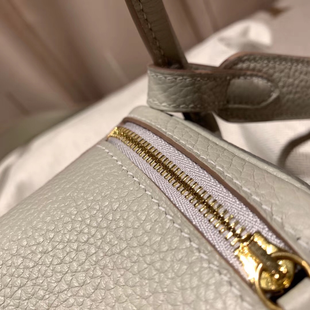 에르메스 미니 린디백19 나타 화이트 금장 끌레망스 가죽